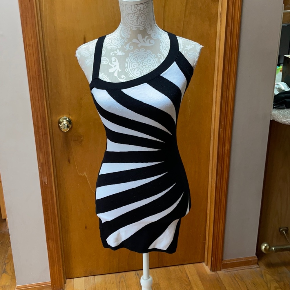 Black & White Spiral Tank Dress - Women